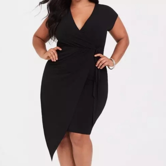 Torrid Black Jersey Knit Knotted Wrap Dress 0 - Picture 1 of 10